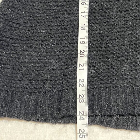 Free People Black Textured Knit Sweater Slouchy V-Neck Pullover M Wool Blend - Picture 8 of 8